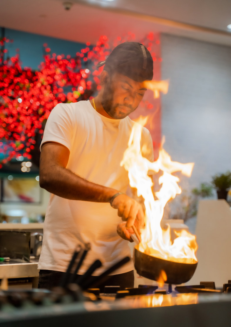 Food package manufactures in dubai